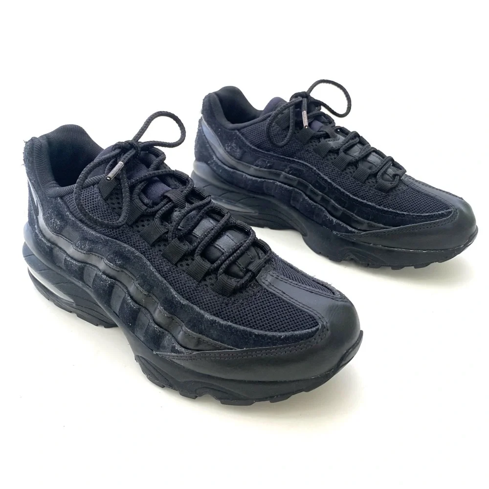 Nike Youth AirMax 95 GS Triple Black Running Trainer